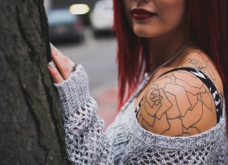 Subtelne, czarujące i delikatne tatuaże – inspiracje