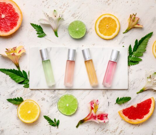 Owocowe, orzeźwiające naturalne kosmetyki na lato