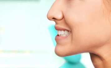 Domowe sposoby na problemy z dziąsłami