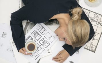 Jak zamaskować oznaki zmęczenia?