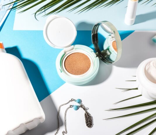 5 niezbędnych kosmetyków na lato!