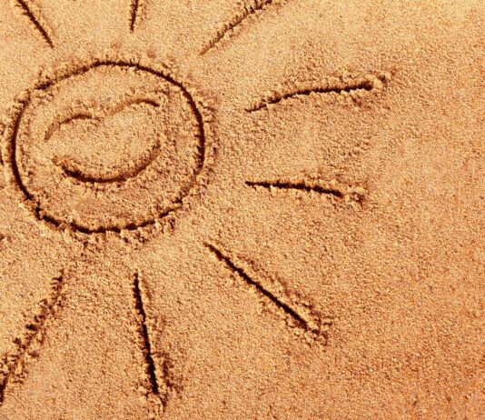 Jak złagodzić objawy uczulenia na słońce?