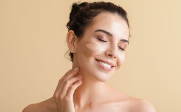 Cera tłusta- jak nakładać podkład, aby dłużej utrzymywał się na twarzy?