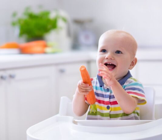 TOP 5 zdrowych przekąsek dla niemowlaków