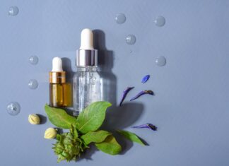 Retinol czy kwasy? Co wybrać?