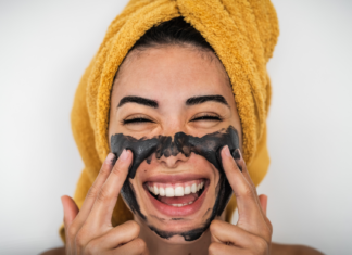 Domowe maseczki przed świętami – szybkie przepisy DIY