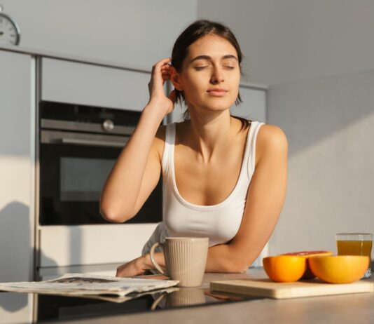 Poranna rutyna ludzi sukcesu – co robią inaczej?