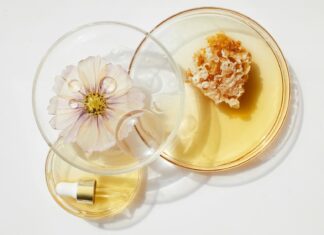 Składniki, których unikać przy trądziku – czego nie powinno być w Twojej pielęgnacji?