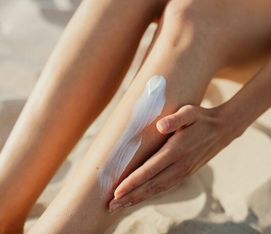 Balsamy z kwasem mlekowym — na co działają i dla kogo są najlepsze?