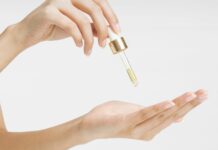 TOP 5 naturalnych olejków do pielęgnacji dłoni i paznokci – działają lepiej niż manicure SPA