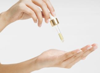 TOP 5 naturalnych olejków do pielęgnacji dłoni i paznokci – działają lepiej niż manicure SPA