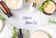 Skincare hacking – minimalistyczna pielęgnacja z TikToka: co naprawdę działa?