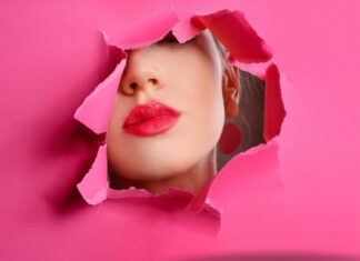 Tinty z efektem second skin – zero klejenia, maksimum koloru