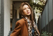 Modne dodatki, które zmieniają look – wełniane opaski, kaszmirowe szale i złota biżuteria