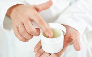 Najbardziej niedoceniany kosmetyk zimą? Maść