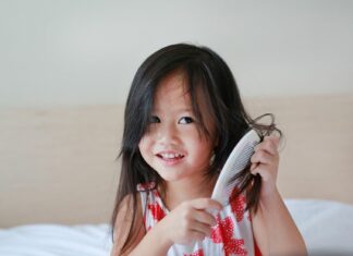 Delikatne włosy dziecka bez łez i kołtunów