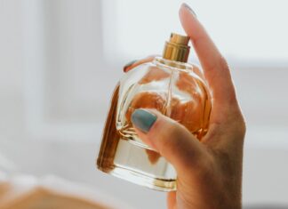 Perfumy na zimę vs perfumy na lato – różnice, o których nikt nie mówi