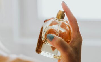 Perfumy na zimę vs perfumy na lato – różnice, o których nikt nie mówi