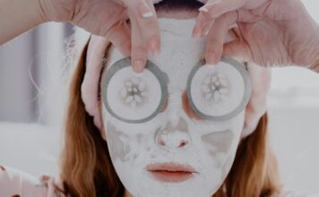 „Smog-face” – 7 sygnałów na skórze, że powietrze ci szkodzi