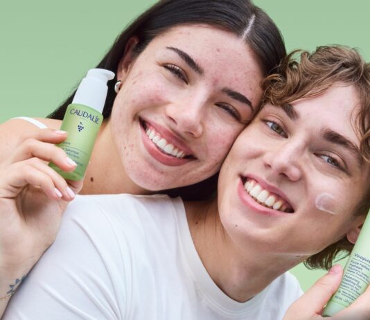 Naturalna rewolucja w walce z niedoskonałościami poznaj pełną gamę Caudalie Vinopure