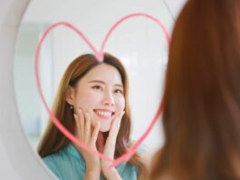 Dzień Kobiet solo. Jak celebrować siebie bez oczekiwania na bukiet?