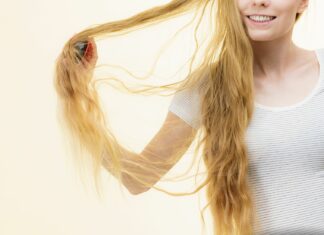 Rozjaśnianie – co dzieje się z włosem od środka?