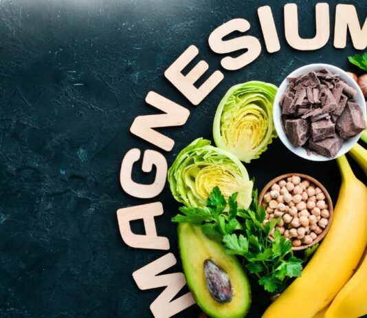 Magnez wieczorem. Hit czy kolejny wellnessowy trend?
