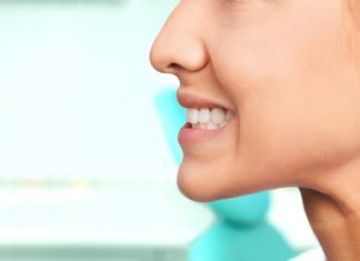 Domowe sposoby na problemy z dziąsłami