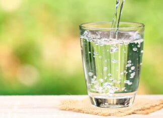 Jak pozbyć się nadmiaru wody w organizmie?