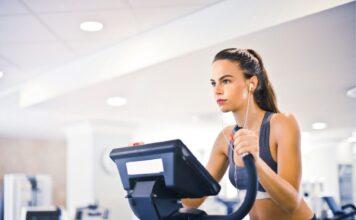 Savoir vivre na siłowni, czyli jak ćwiczyć z kulturą