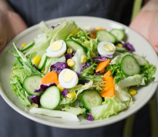 Błyskawiczna dieta – poczuj się lekko jeszcze przed sezonem!