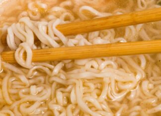 Nie trać zdrowia – cała prawda o ekspresowych zupkach chińskich