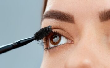 Skuteczne sposoby na gęste i długie rzęsy