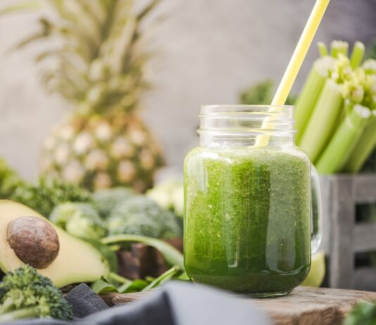 Pyszne koktajle warzywne na smukłą linię!