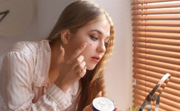 Skuteczne zioła na trądzik