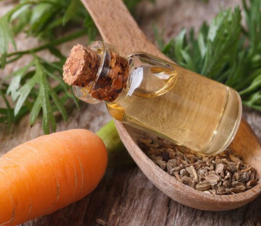 Olej z nasion marchwi dla pięknej skóry