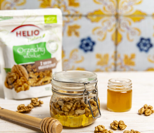 ORZECHY W MIODZIE: IDEALNE UZUPEŁNIENIE ŚNIADANIA