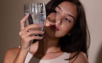 Ile wody potrzebuje organizm, aby dobrze funkcjonować?