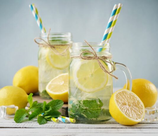 Orzeźwiające lemoniady, idealne na upalne dni!