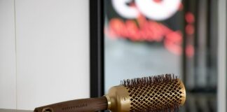 Modelowanie włosów w domu – tipy fryzjera