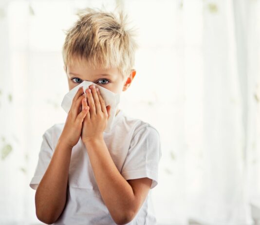 Domowe skuteczne sposoby na zatkany nos u dzieci