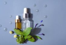 Retinol czy kwasy? Co wybrać?