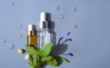 Retinol czy kwasy? Co wybrać?