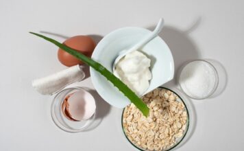 Kosmetyki z kuchni: Przepisy na naturalne maski i peelingi