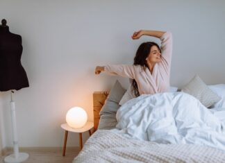 „5 AM Club” – czy warto wstawać o 5 rano?