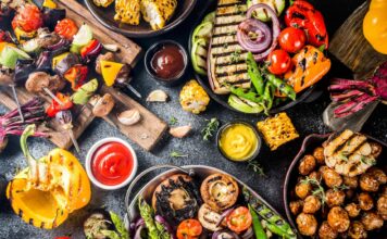 Zdrowy grill – co wrzucić na ruszt zamiast kiełbasy?