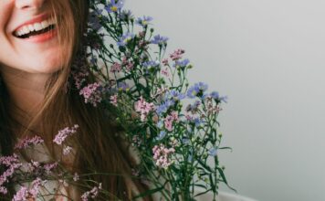 Poranna rutyna piękna – jak wyglądają poranki redaktorek beauty?