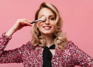 Trend alert: Makijaż jak mgiełka – wiosenna lekkość na twarzy