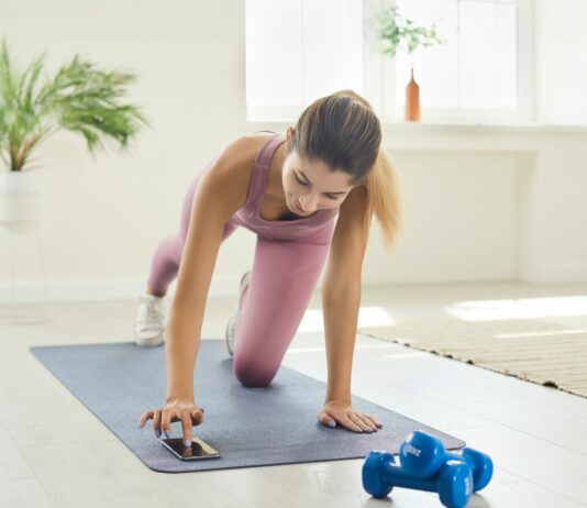 TOP 5 aplikacji fitness, które naprawdę motywują