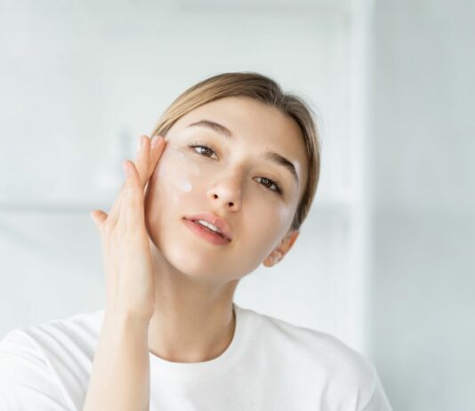 Skin flooding – nowy sposób na dogłębne nawilżenie skóry